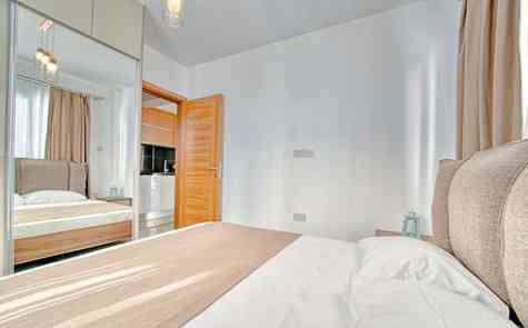 Квартиры с двумя спальными комнатами в комплексе - 300 метров от песочного пляжа