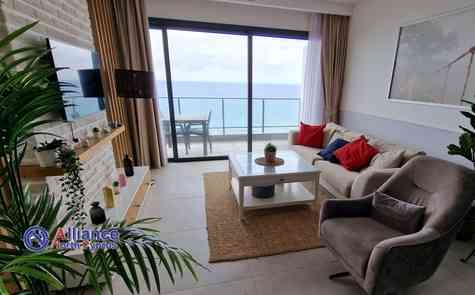Квартиры дуплексы с двумя спальными комнатами - непрерывные панопамы моря, пляж!