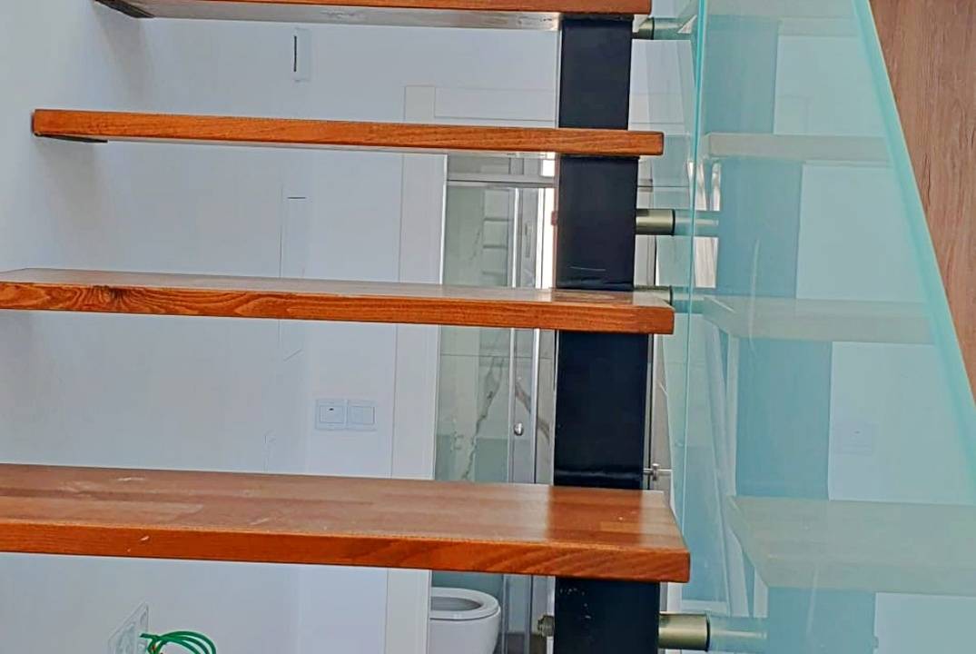 Квартира 1+1 лофт в комплексе на море в Богаз