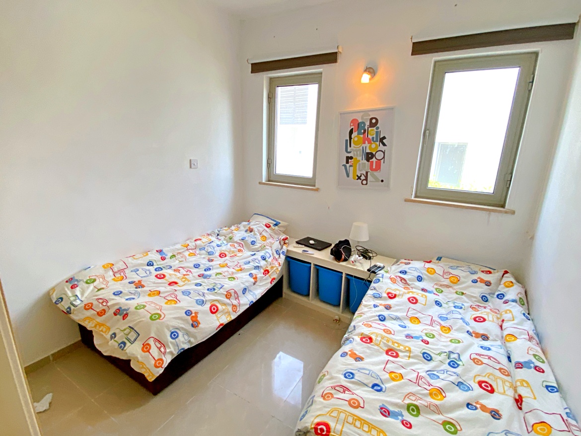  Квартира  с тремя спальными комнатами расположеная в популярном курортном комплексе  на море