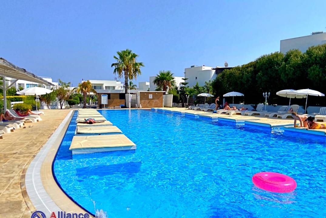 Вилла в комплексе с частным песочным пляжем- проведи незабываемое время на Кипре!