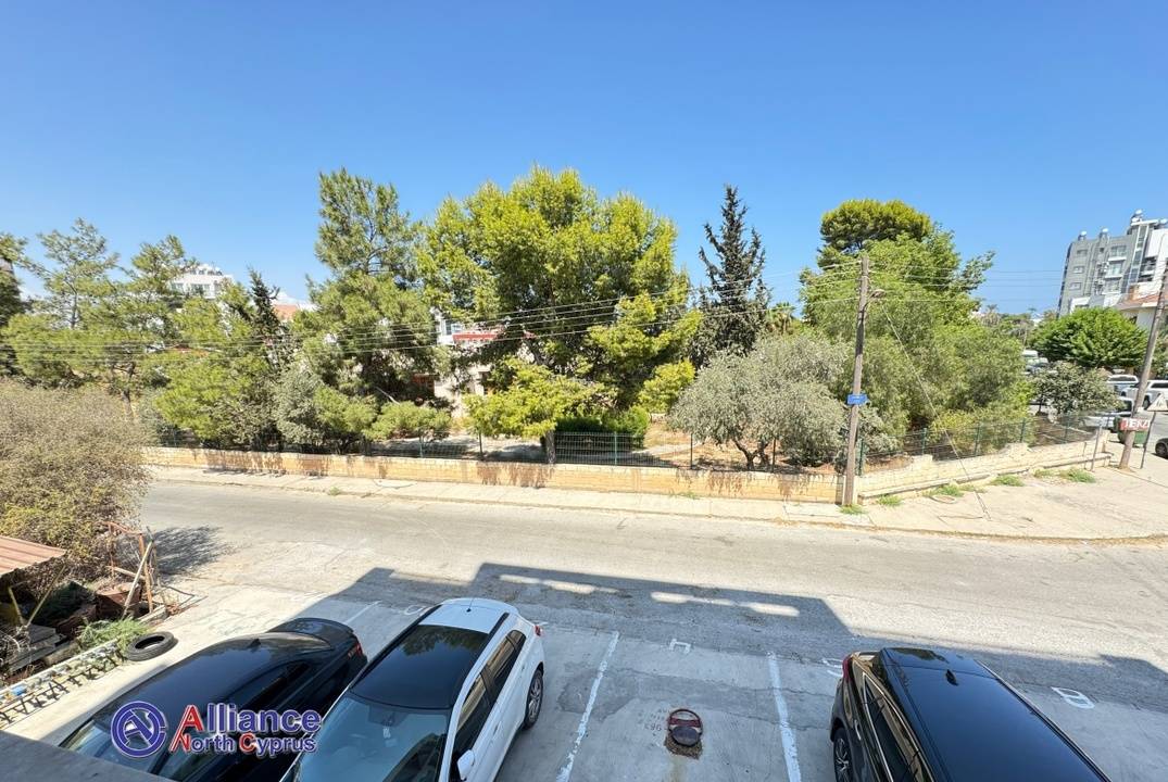 Большая квартира в центре города Фамагуста 