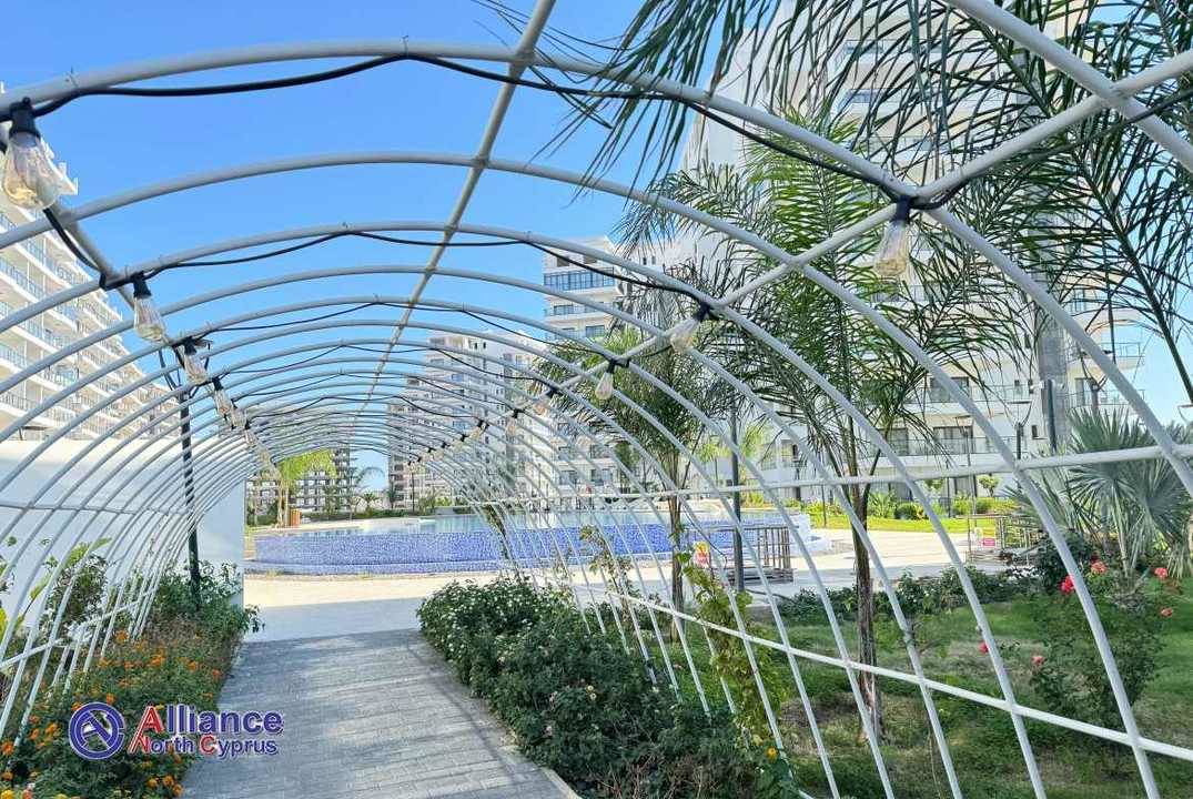 Квартира с двумя спальными комнатами в курортном комплексе на море с аквапарком