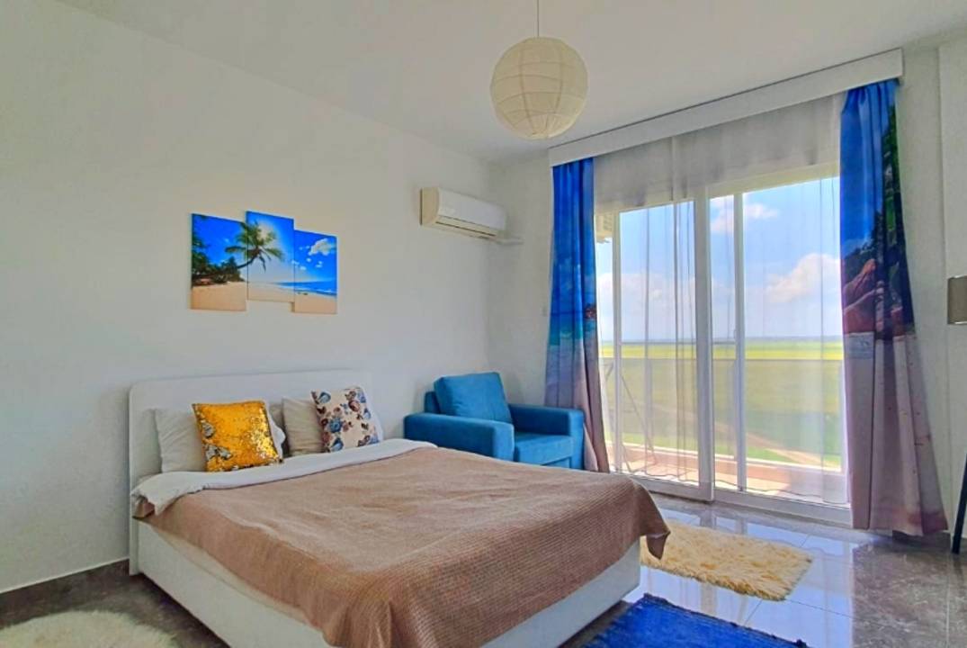 SEO Заголовок: Продается квартира 1+1 в Royal Sun – рядом с Лонг Бич, меблированная, готовые титулы