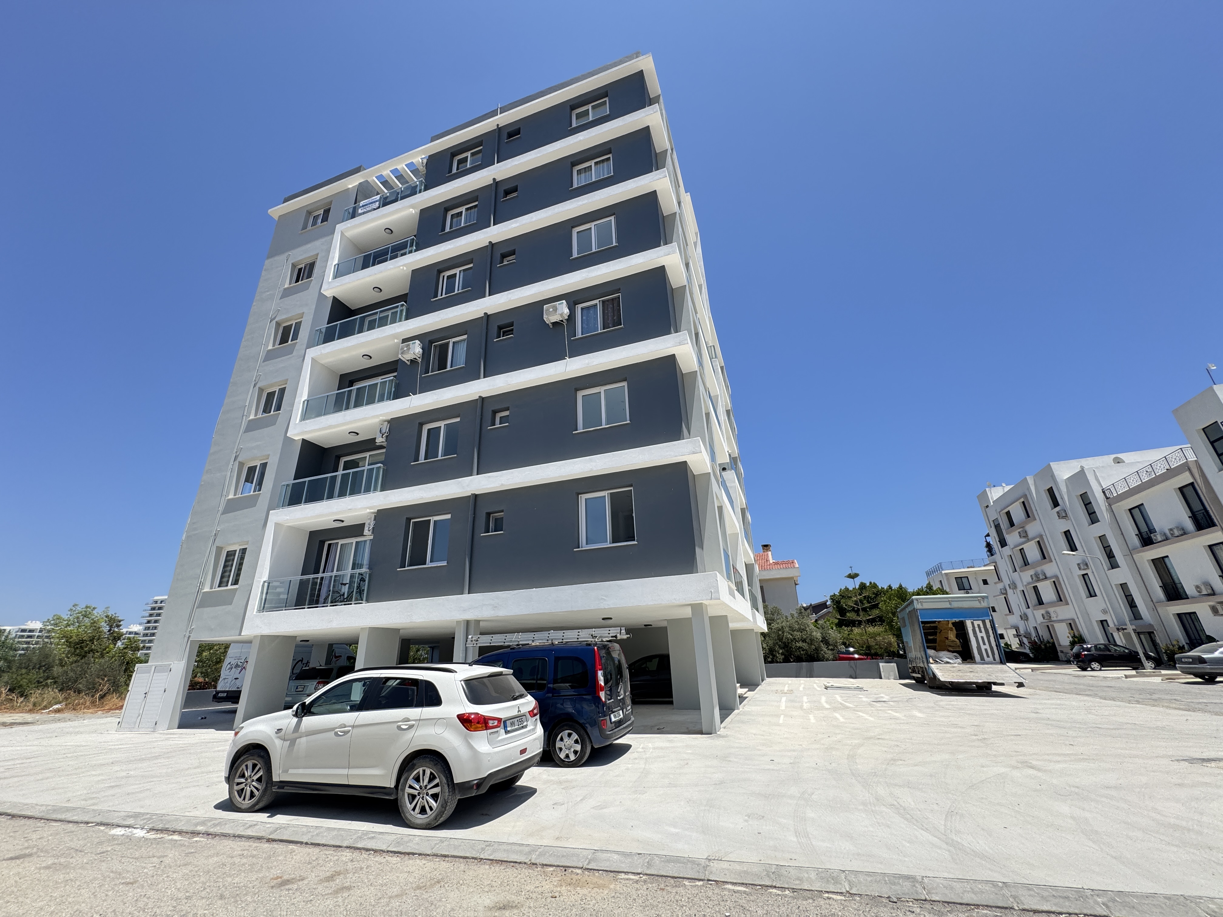 Современная квартира 2+1 в аренду в районе Леон Бич, в аренду