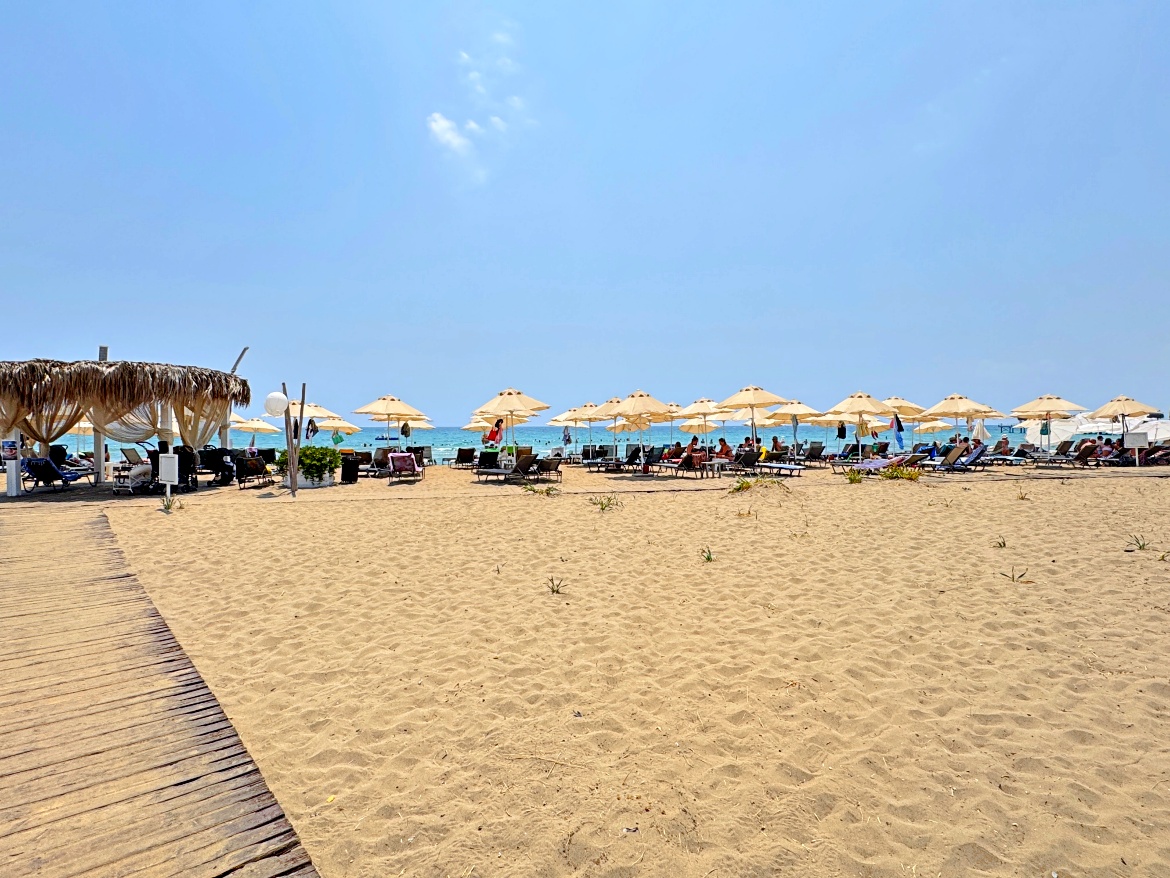 Вилла 3+1 на берегу моря в Caesar Beach — идеальный дом для жизни и инвестиций!