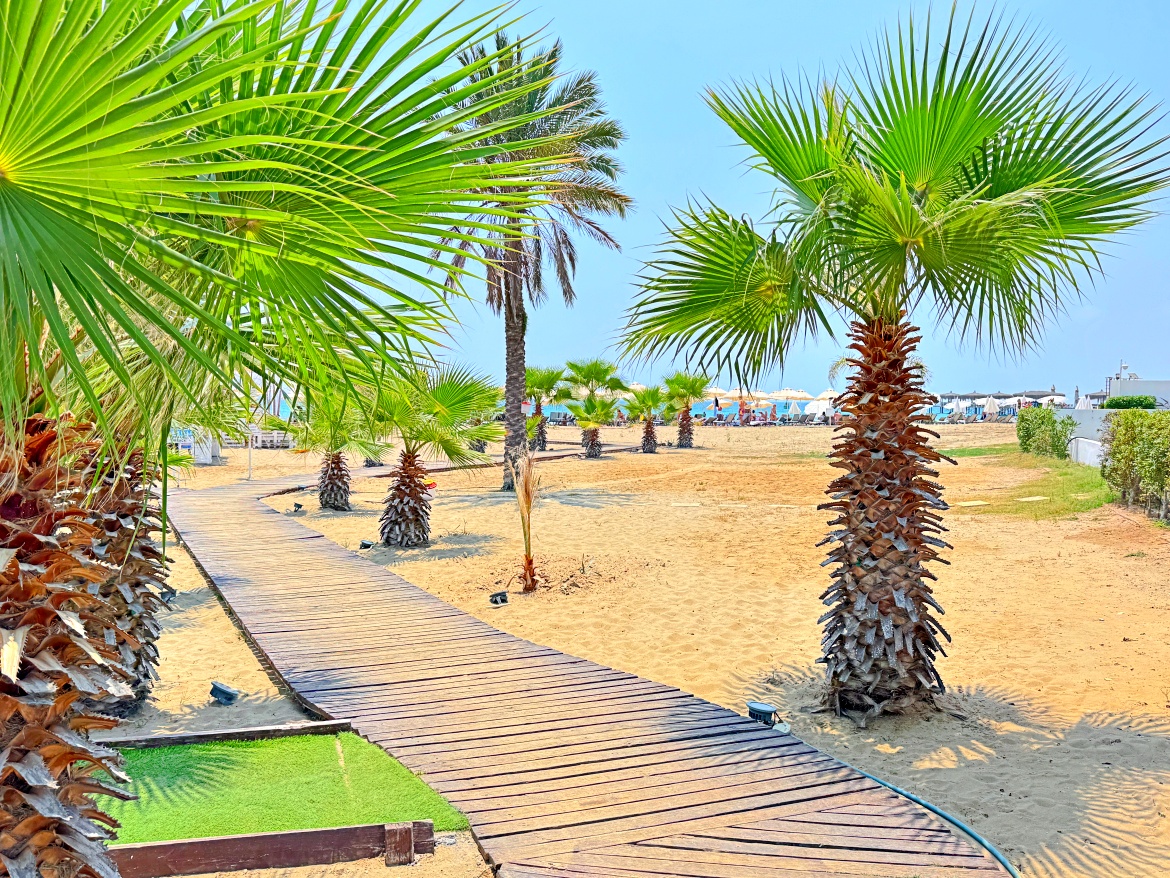 Аренда виллы в Богазе, в комплексе Caesar Beach – прямо на берегу моря!
