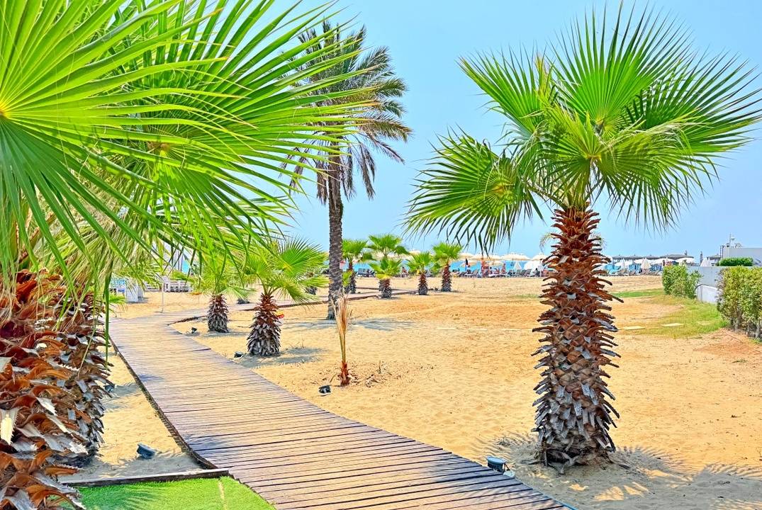 Аренда виллы в Богазе, в комплексе Caesar Beach – прямо на берегу моря!