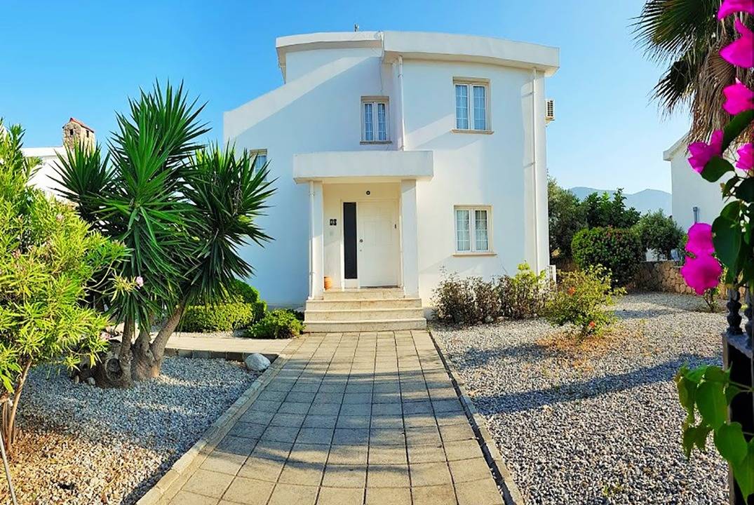 Вилла в Беллапаис, Кирения – 3 спальни, сад и панорамные виды