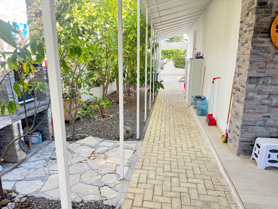 Аренда виллы в Богазе, в комплексе Caesar Beach – прямо на берегу моря!