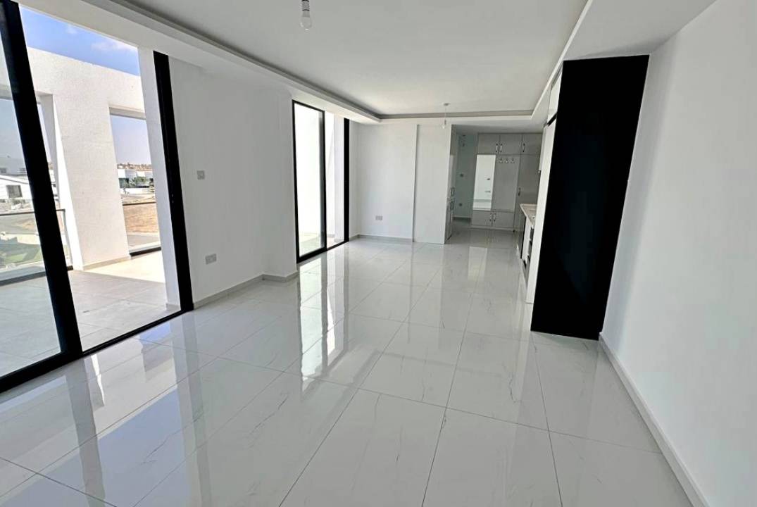 Новый уровень комфорта рядом с морем, школами и природой