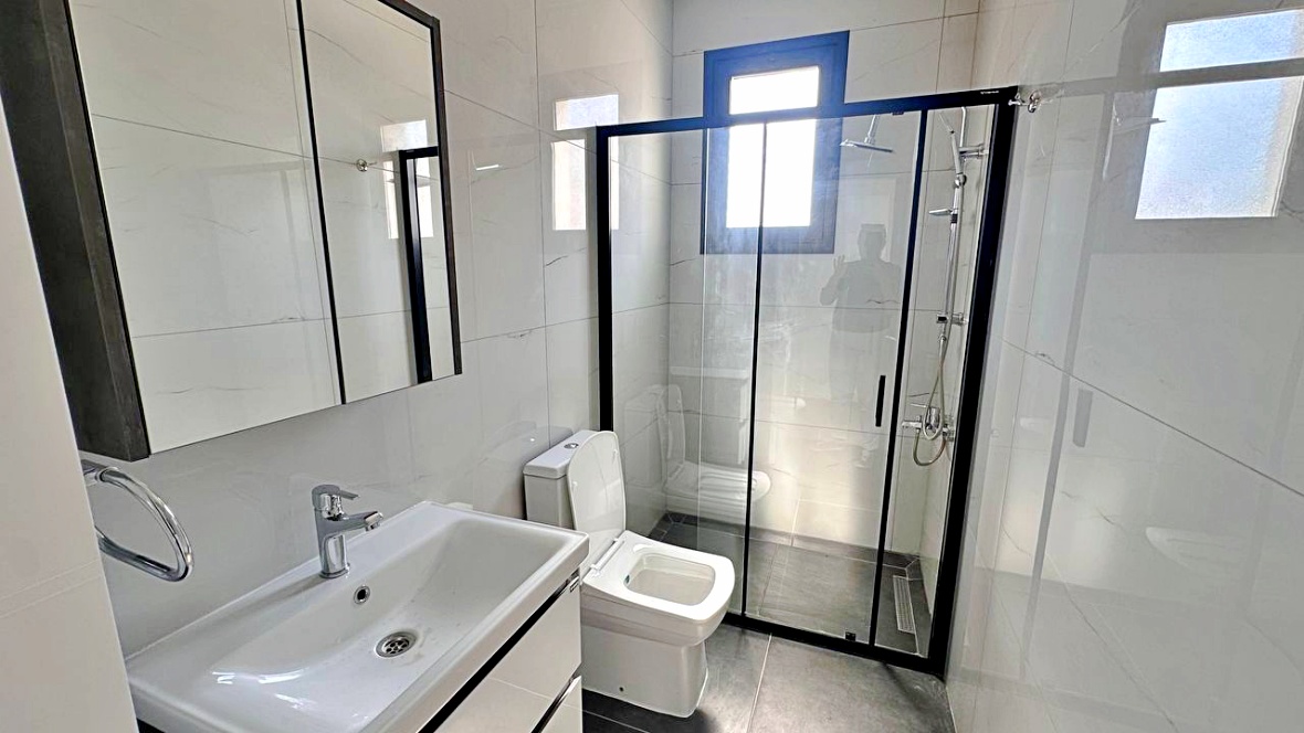 Новый уровень комфорта рядом с морем, школами и природой