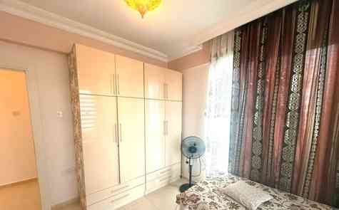 Просторная полностью меблированная квартира 3+1 с видом на море и горы в престижном районе Гирне, Алсанджак,