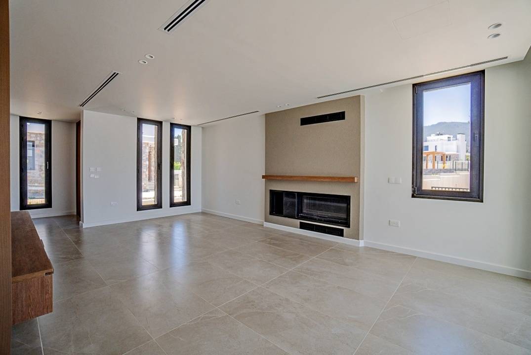 Новая вилла 4+1 в престижном районе Эдремит, Кирения.