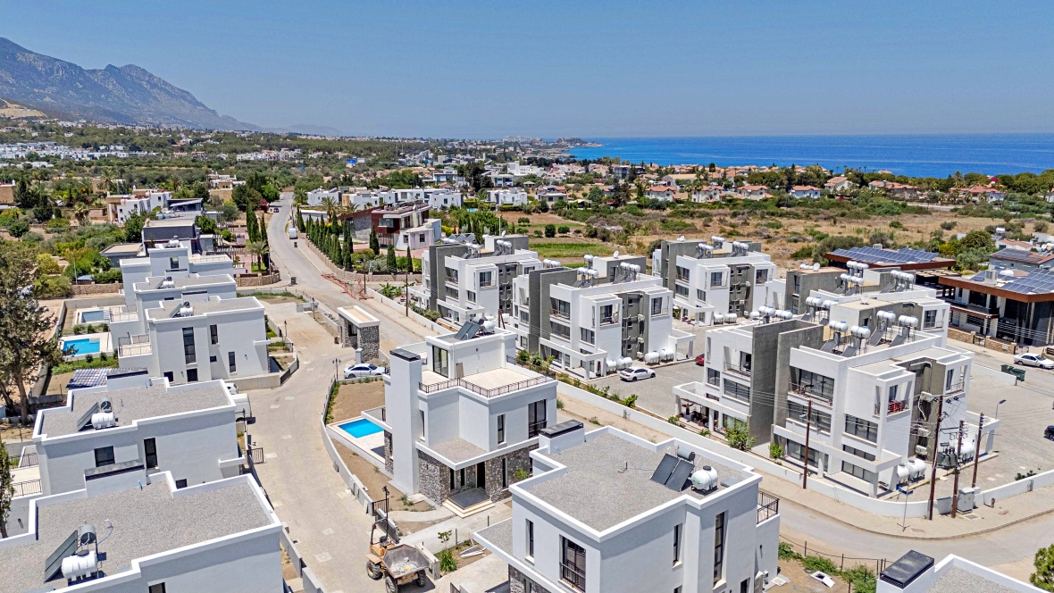 Новая вилла 4+1 в престижном районе Эдремит, Кирения.