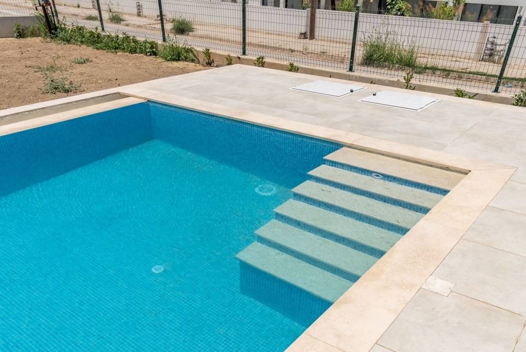 Новая вилла 4+1 в престижном районе Эдремит, Кирения.