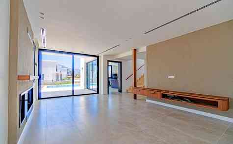 Новая вилла 4+1 в престижном районе Эдремит, Кирения.