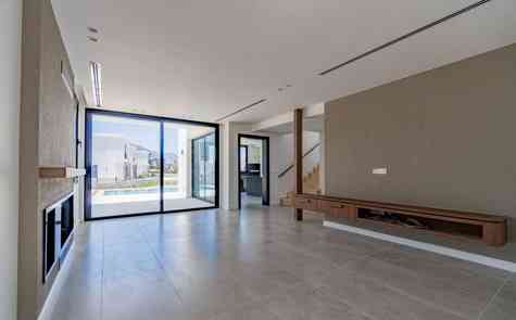 Новая вилла 4+1 в престижном районе Эдремит, Кирения.