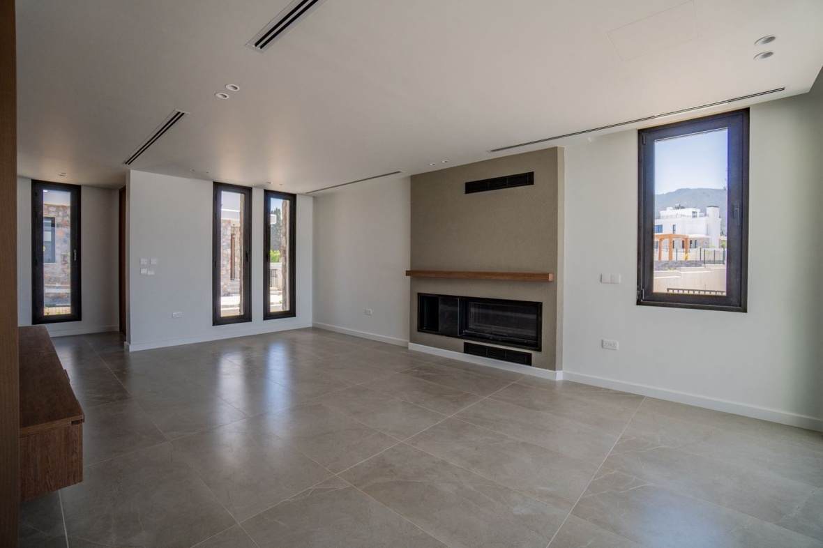 Новая вилла 4+1 в престижном районе Эдремит, Кирения.