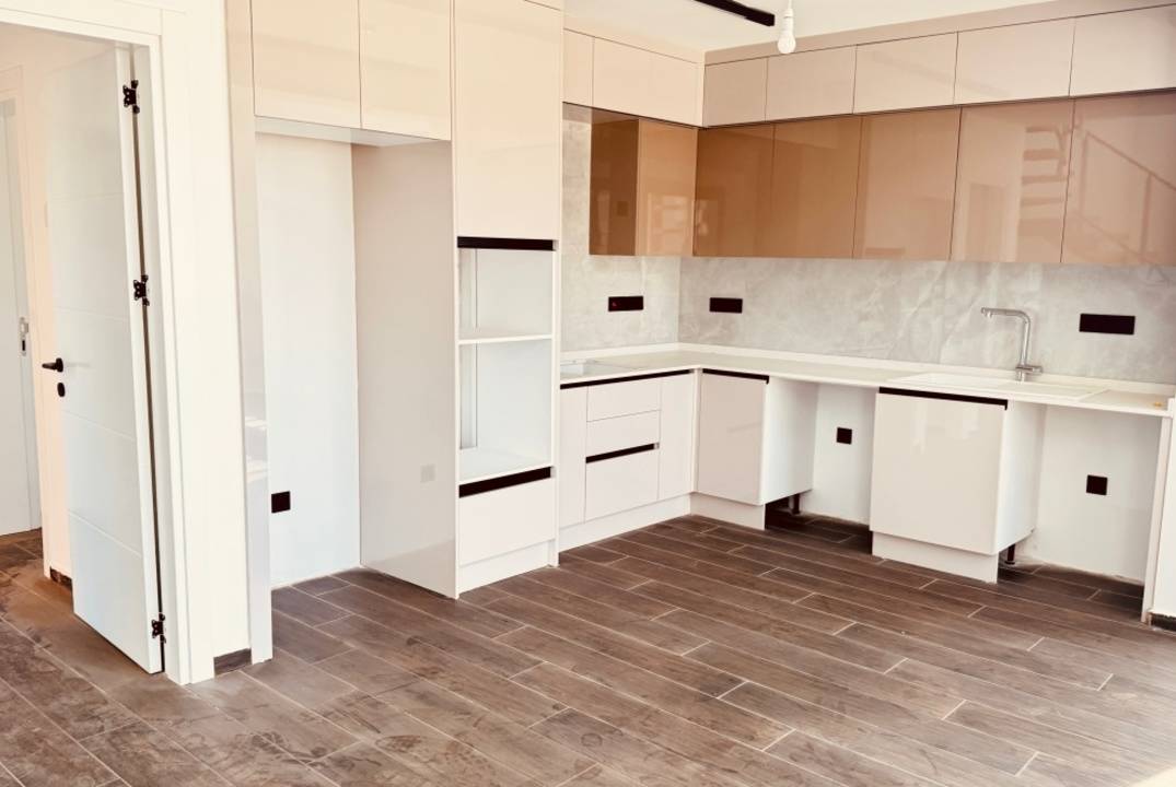 Современная квартира 2+1 Loft в Отюкене — стиль, комфорт и простор у моря