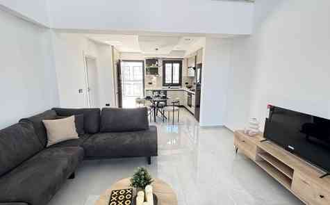 Угловая loft-квартира 2+1 с террасой на крыше в Garden Park, Искеле