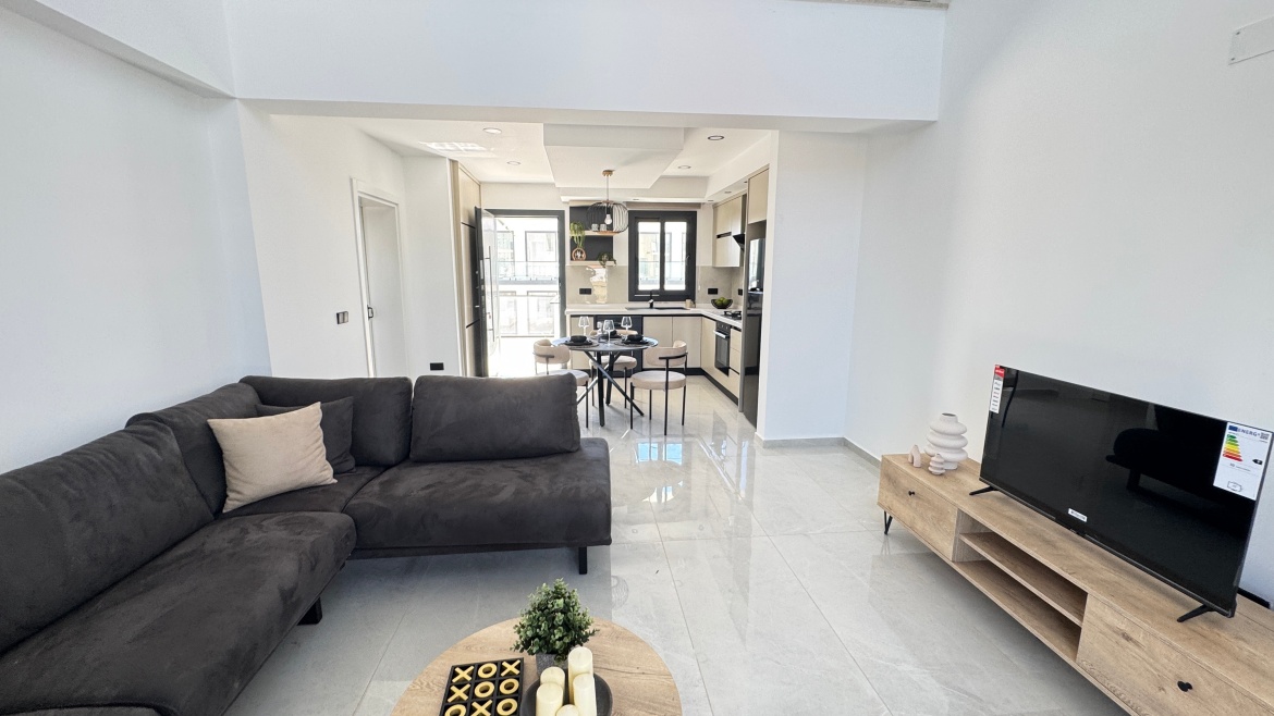 Угловая loft-квартира 2+1 с террасой на крыше в Garden Park, Искеле