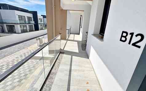 Угловая loft-квартира 2+1 с террасой на крыше в Garden Park, Искеле