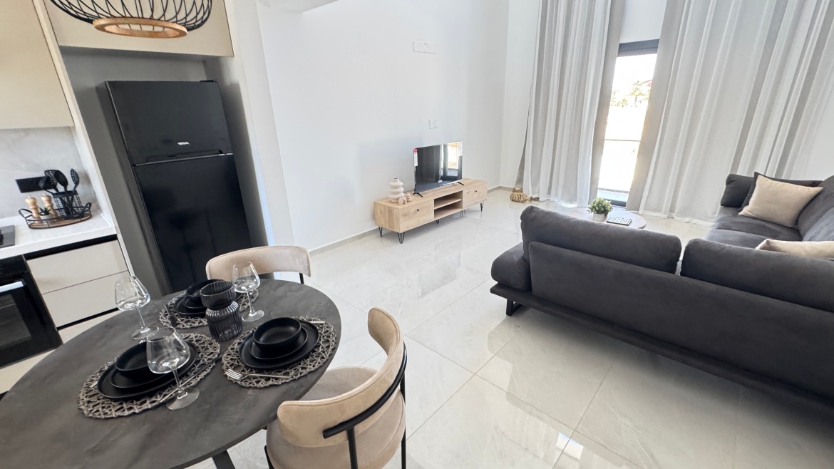 Угловая loft-квартира 2+1 с террасой на крыше в Garden Park, Искеле