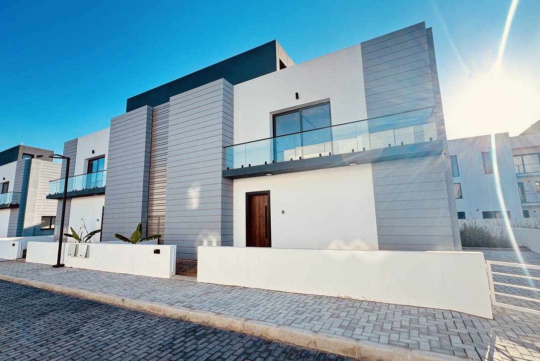 Готовая вилла 3+1 у моря в Искеле — £395,000, Турецкие ТИТУЛЫ!