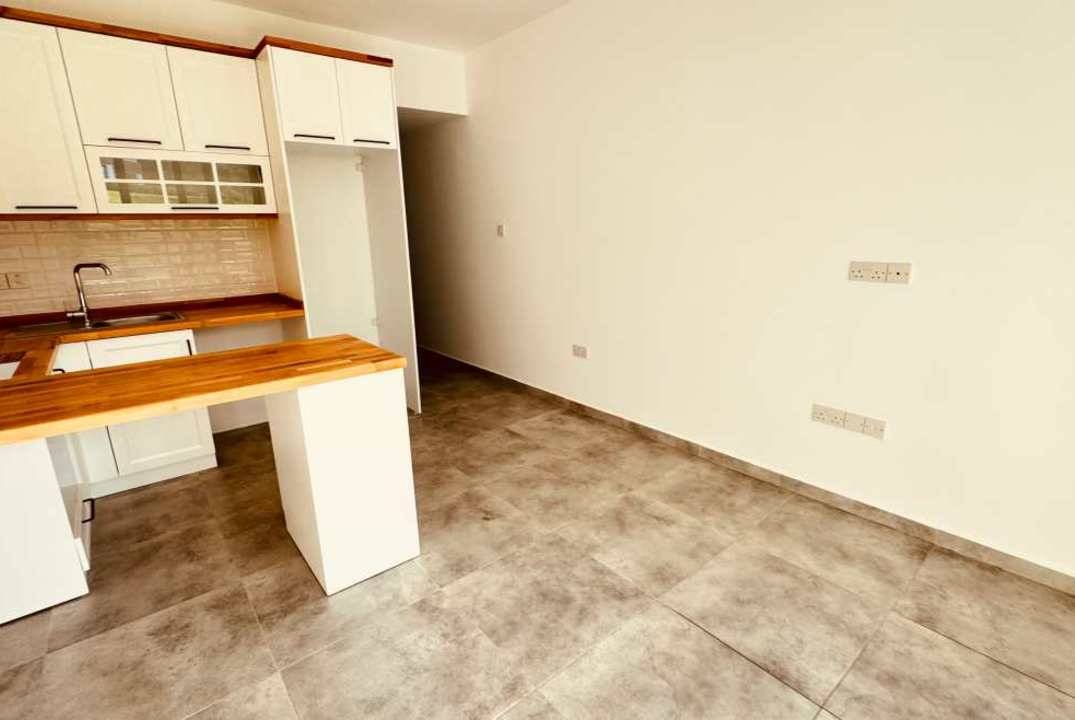 Апартаменты 1+1 с собственным садом в бутик-комплексе в Эсентепе