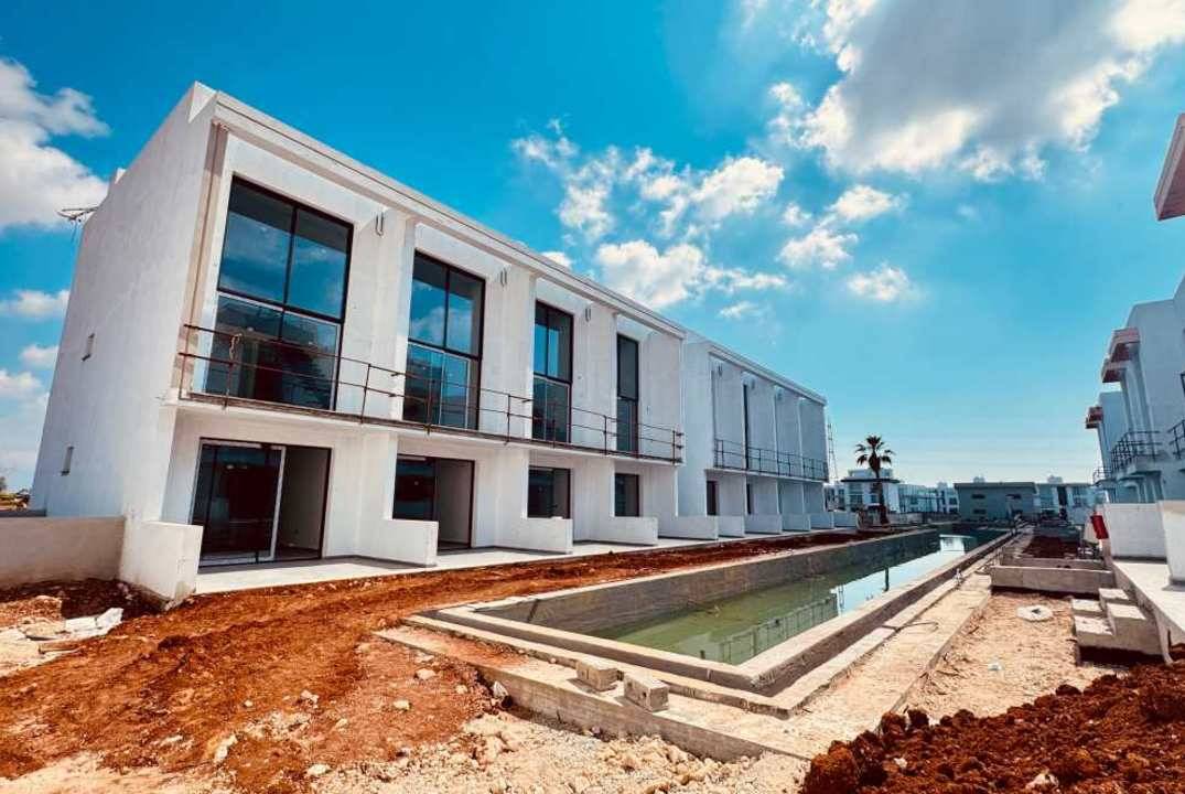 Квартиры разной планировки - с садом и пертхаусы в новом комплексе Ени- Богазычи, вся инфраструктура  рядом!