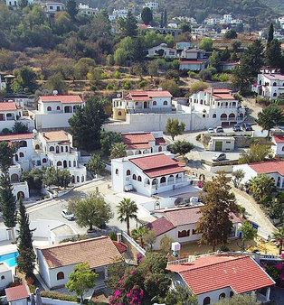 Вид комплекса в Беллапаис- Alliance Cyprus Property