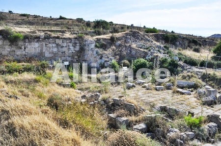 ancient Vuni palace in Cyprus